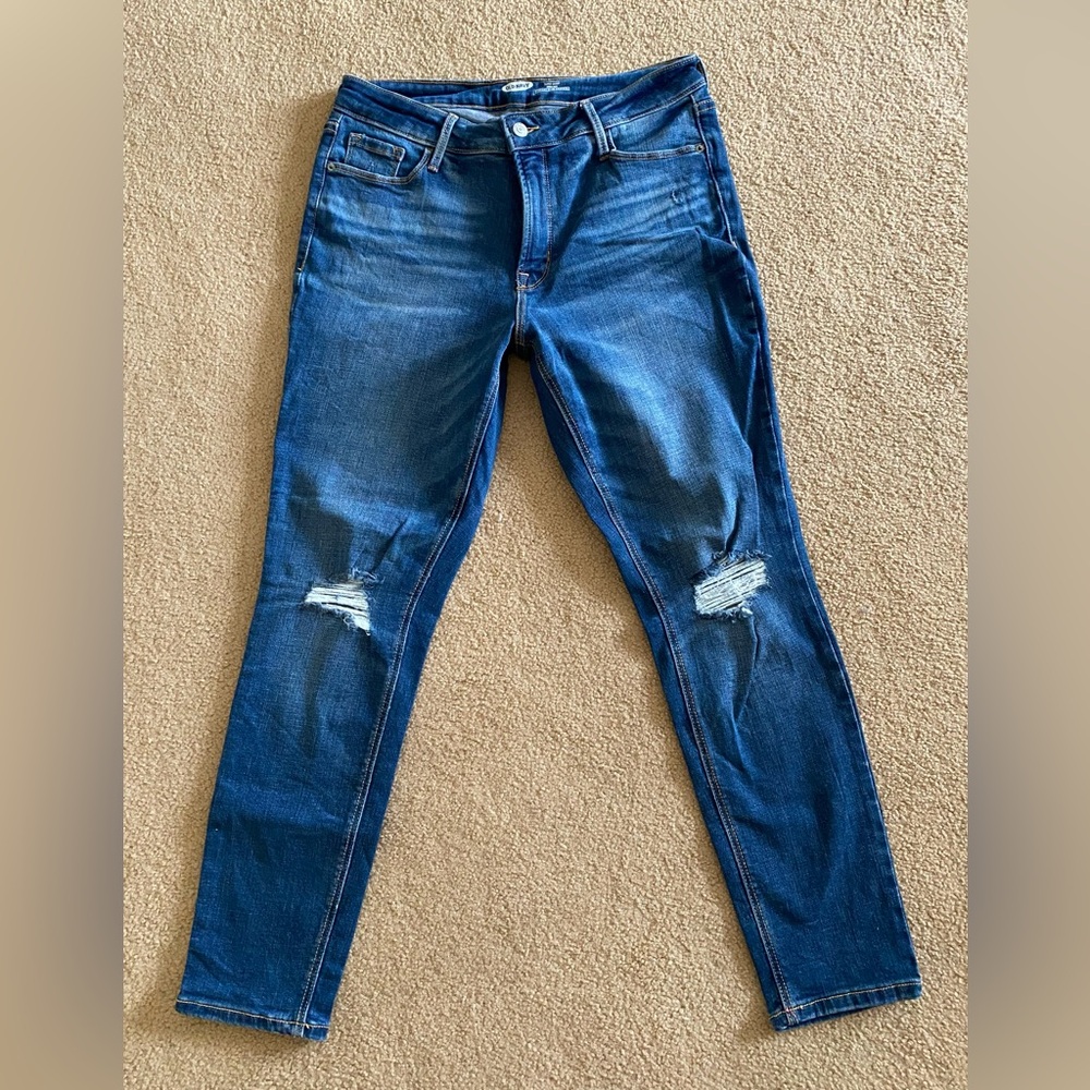 Old Navy Super Skinny High Rise Distressed Jeans.